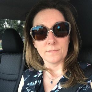 Meet your Posher, Christi